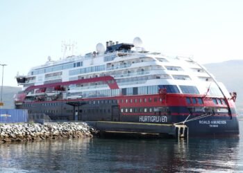 Hurtigruten Halting Cruises After Outbreak