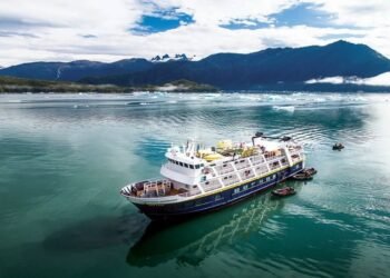 National Geographic Sea Lion Cruise Ship