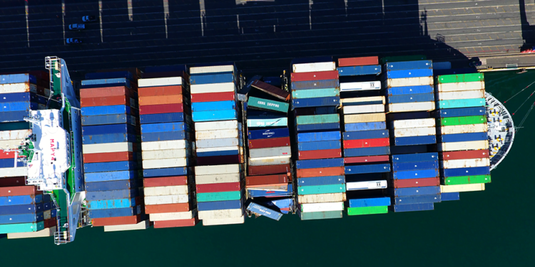 cma cgm g washington collapsed containers