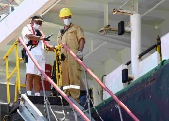 ship crew-change covid19 pandemic