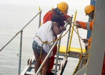 MOL Car Carrier Rescues One Survivor Castaway Off Thailand