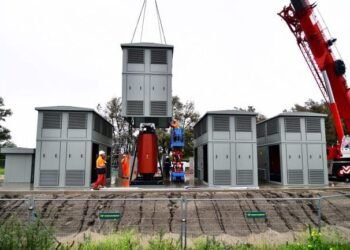 Rotterdam Presents Ambitious Shore-Based Power Strategy For Sea-Going Vessels