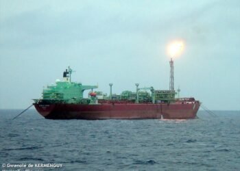 Pirates Kidnap Nine from BW Offshore FPSO Off Nigeria