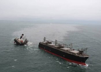 'Crimson Polaris' Carried Almost 1700 MT of Oil Before Grounding, Splitting Up off Japan