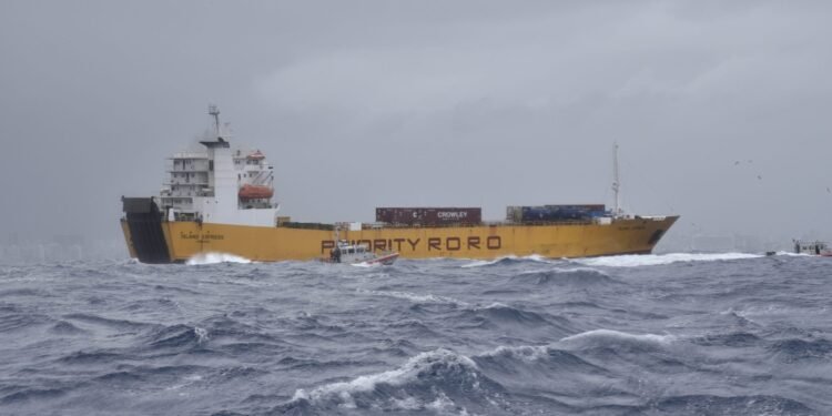 Coast Guard Escorts Ro-Ro Taking on Water Back to Puerto Rico Coast Guard Escorts Ro-Ro Taking on Water Back to Puerto Rico