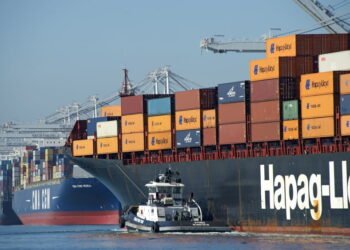 Hapag-Lloyd Container-ship BOSTON EXPRESS