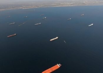 Floating Storage Shows Signs of Slipping
