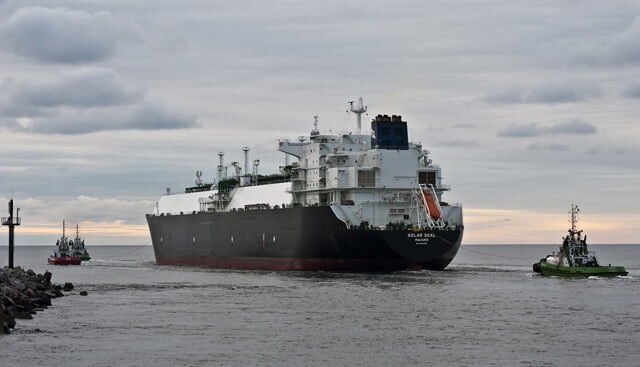 golar seal lng carrier klaipeda