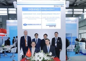 DNV GL & Huangpu-Wenchong Sign JDP On 5,000 TEU LNG Dual-Fuel Container Ship