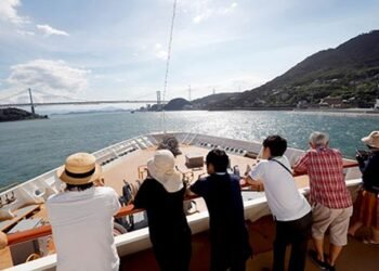 Mitsui O.S.K. Passenger Line Receives ‘Cruise Of The Year 2019’ Award