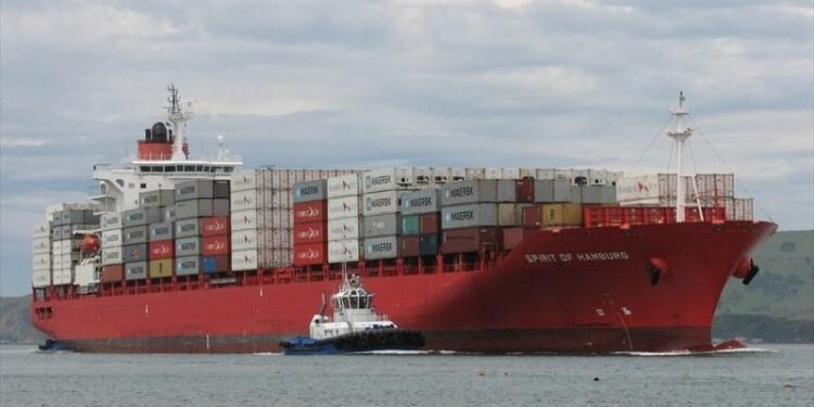 Captain Murdered on Isle of Man-Registered Containership in Colombia
