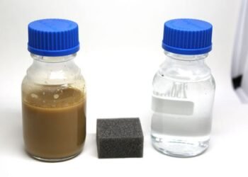 Oil-Catching Sponge Soaks Up Residue From Offshore Drilling