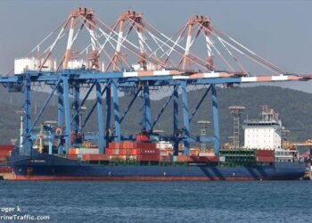 MPC Container Ships Refinances Debt