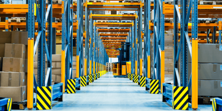 function of warehouses