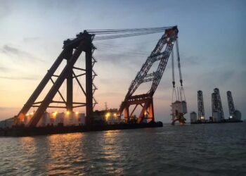 China Moves to Harness Tidal Power