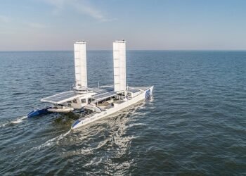CMA CGM Partners with Energy Observer to Study Hydrogen Fuel
