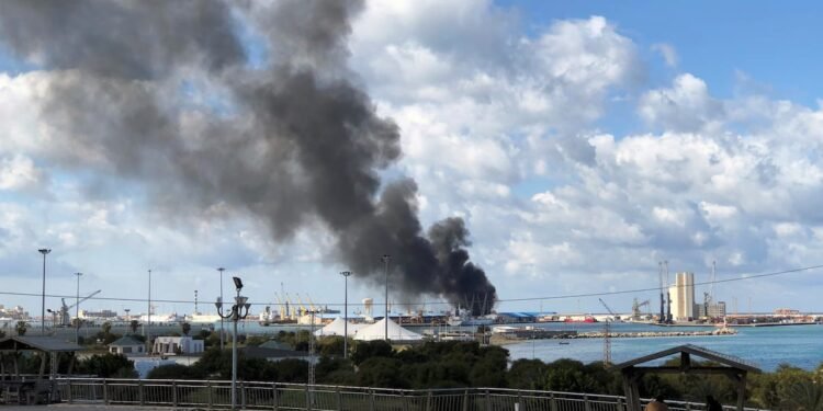 Ships Evacuated After Missile Strike Near Tripoli Port Ships Evacuated After Missile Strike Near Tripoli Port