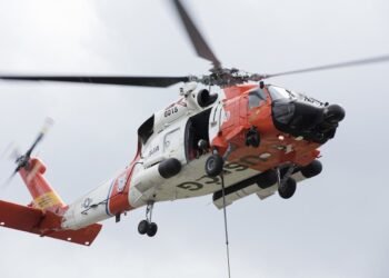 u.s. coast guard helicopter