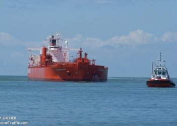 After Year at Sea, Oil Caught in Venezuelan Tug-Of-War Finally Docks