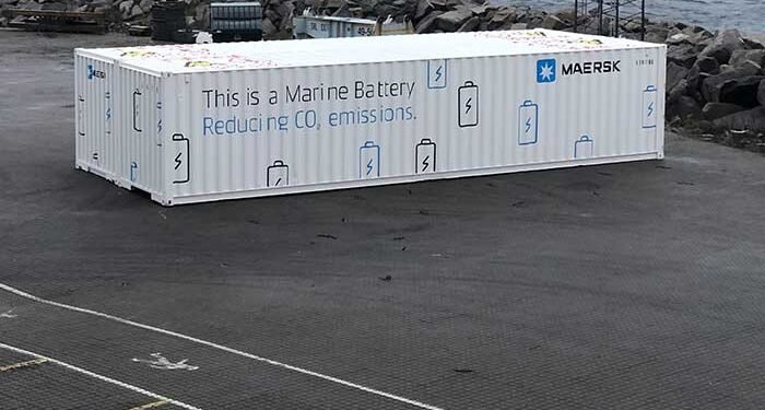 Maersk to pilot containerized onboard battery system image description