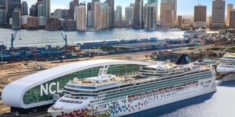 Photos: NCL Fleet’s First Cruise Makes Comeback After 17-Month Suspension