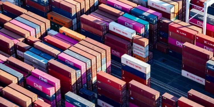 Consumer Demand Fuels Strong Growth At Port Of Los Angeles, Cargo Volume Exceeds 890000 TEUs