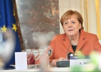 Ukraine to Remain Transit Country for Russian Gas Despite Nord Stream 2, Merkel Assures