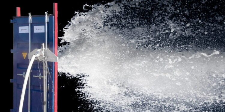 Viking to secure V.Ships box ships versus container fires with HydroPen Viking to protect V.Ships box ships against container fires with HydroPen