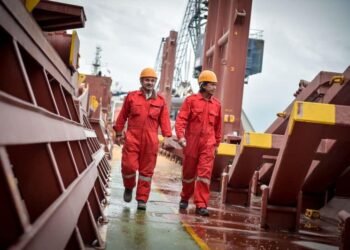 How To Reduce Administrative Pressure On Seafarers Using Technology