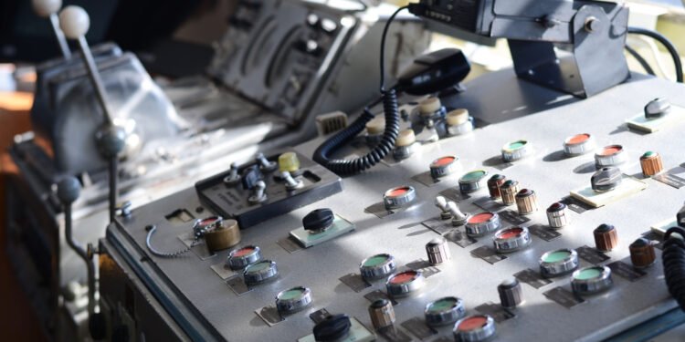 Captain Livingstone: All Person Errors ship