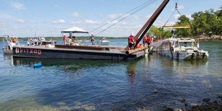 Three Charged with Manslaughter over Deadly 2018 Missouri 'Duck Boat' Incident