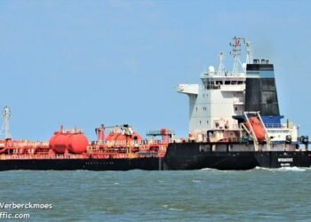 duke oil tanker