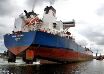 teekays navion britannia