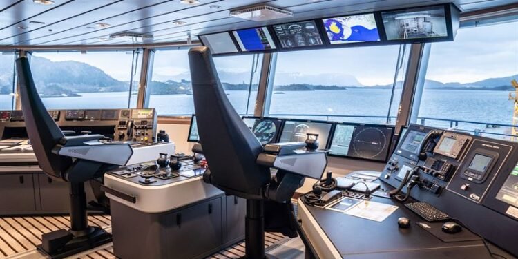 Wärtsilä Delivers Advanced Bridge Solution For Lindblad Expedition’s Polar Expedition Cruise Vessel