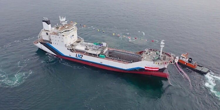 Suiso Frontier hydrogen ship