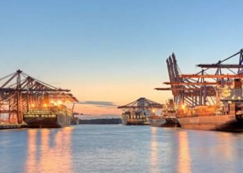 EU Steers Shipping Toward Carbon Trading Market to Curb Emissions