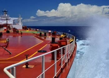 oil tanker