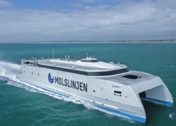 Auto Express 115 austal