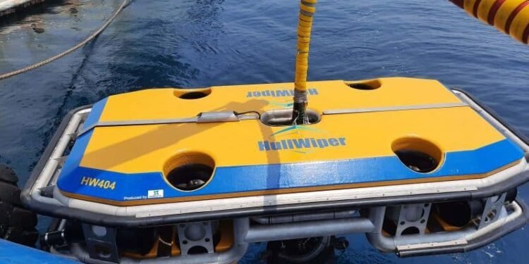Hull Wiper Teams Up With World Subsea Services To Bring Hull Cleaning Operations To Sri Lanka