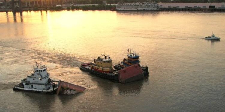 ACBL Found Not at Fault for 2008 Mississippi River Collision and Oil Spill