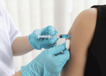 Almost 100,000 Filipino Seafarers Successfully Vaccinated Against COVID-19