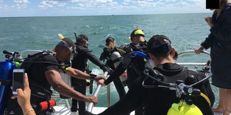 Carr: Dive! Dive! Dive!