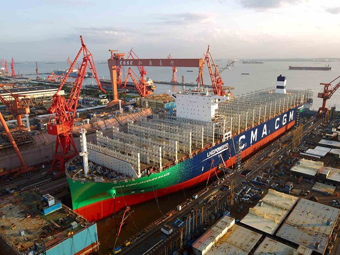 VIDEO CLIP: CMA-CGM Launches Globe's Biggest LNG-powered Containership ...