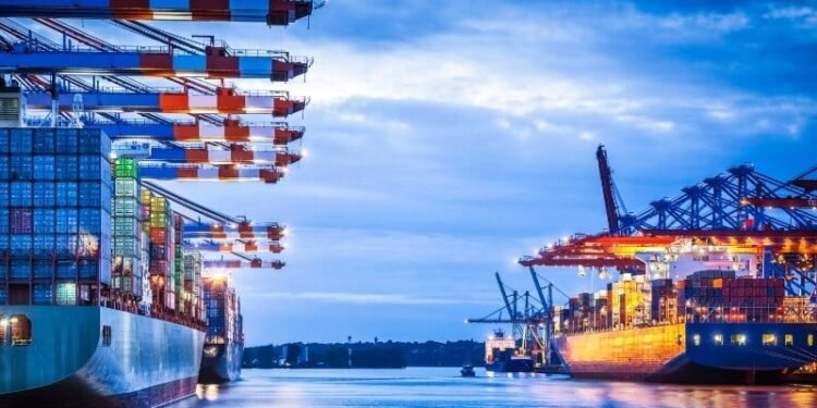 “Astronomical” Monthly Hike Pushes Long-Term Ocean Freight Rates Up 121% YoY: Xeneta