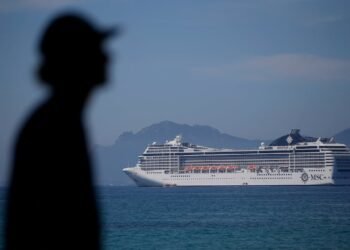 cannes bans cruise ships