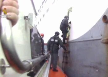 Photos: Ship Captain Arrested In Cartagena For Illegal Transportation Of Migrants