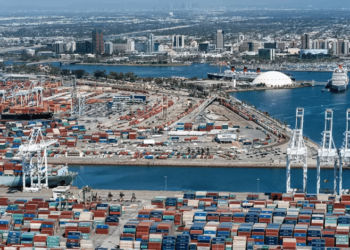 Port Of Long Beach & & LADecide To Put ‘Container Dwell Fee’ On Hold Until Dec 27 