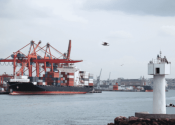 What Are Common Freight Surcharges and also Accessorial Fees in Container Shipping? container shipping