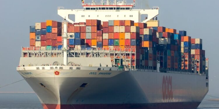 oocl containership