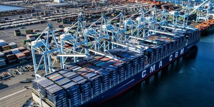Port of Los Angeles Breaks July Record with 912,154 TEUs Port of Los Angeles Breaks July Record with 912,154 TEUs